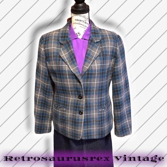 Shacket - Picture 6 of 7